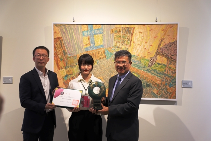 張惠菱同學榮獲高科大青年藝術家典藏徵件競賽第二屆金獎