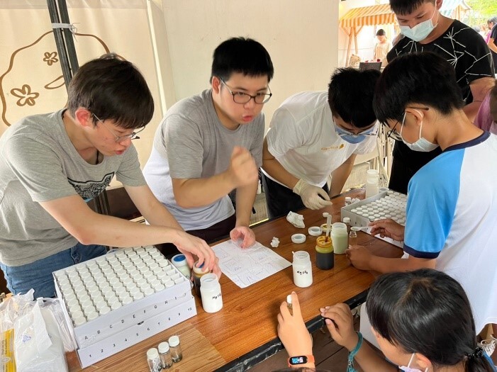 Figure 7: Science Booth Experience