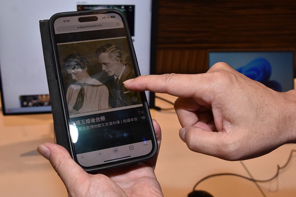 「漫步在彰基」讓民眾可以在故事景點使用手機瀏覽相關的歷史故事及照片。