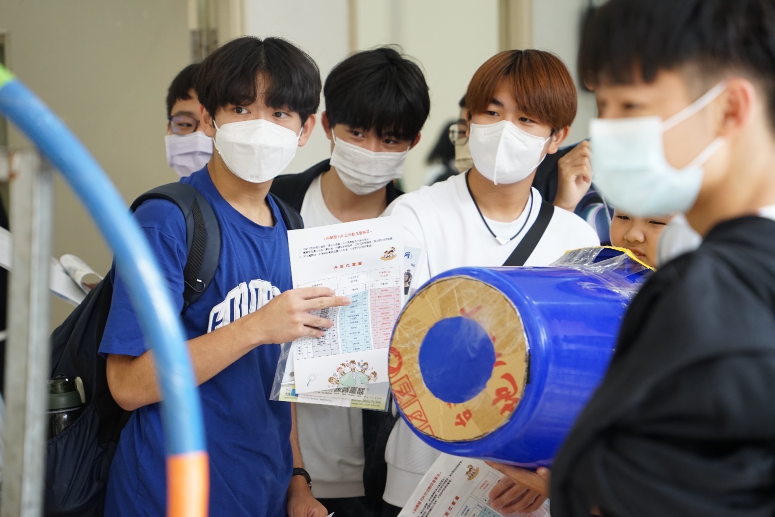 體驗人氣關卡「就是炫炮」。