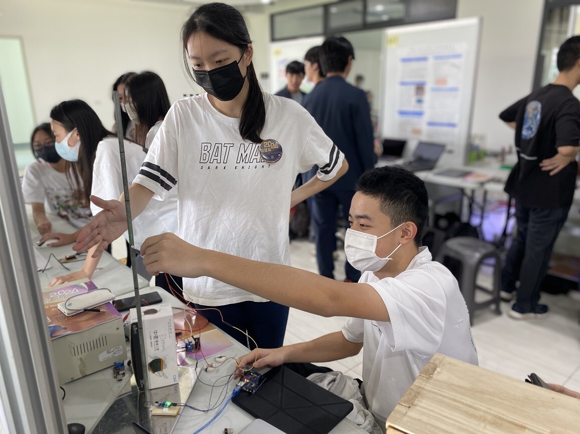 評選現場(學生討論)