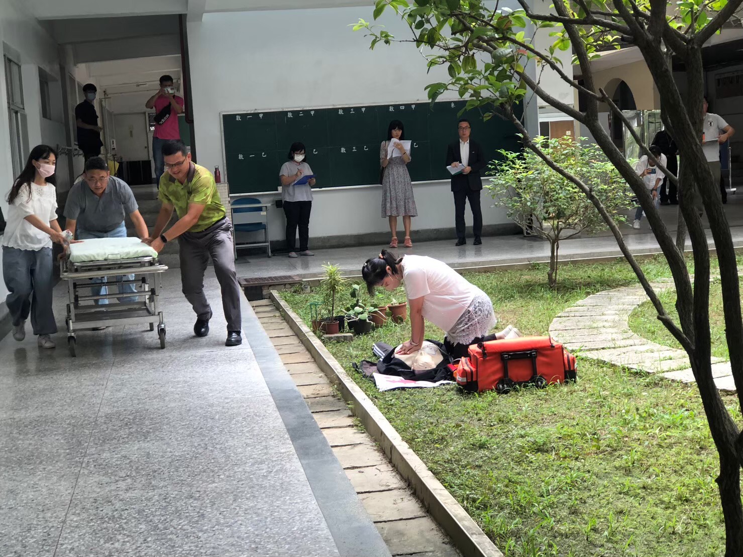 本校辦理危機事件演練，並拍攝宣導影片。