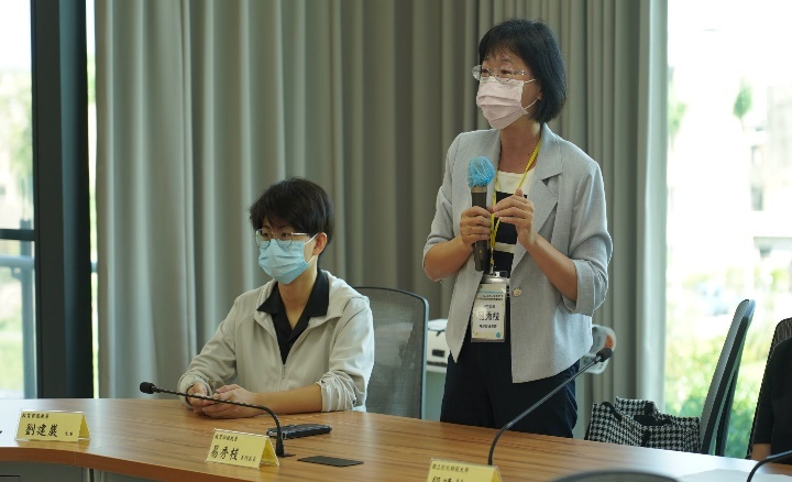 國教署高級中等教育組易秀枝專門委員致詞。