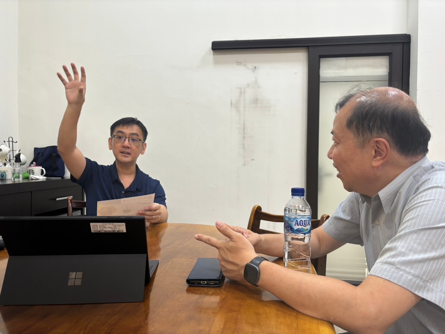 李國際長訪印尼期間參訪台商校友的廠房並洽談產學合作事宜。