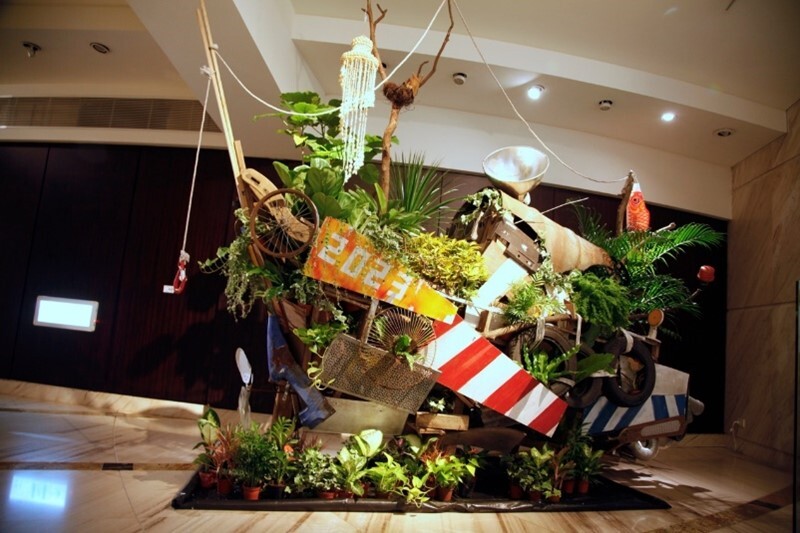 許紘齊,《綠洲(舟)》300x250x100cm,2023-2024