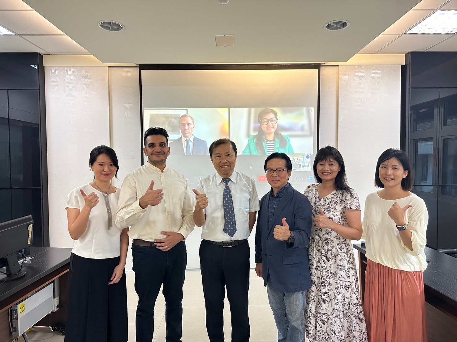 簽約儀式圓滿順利