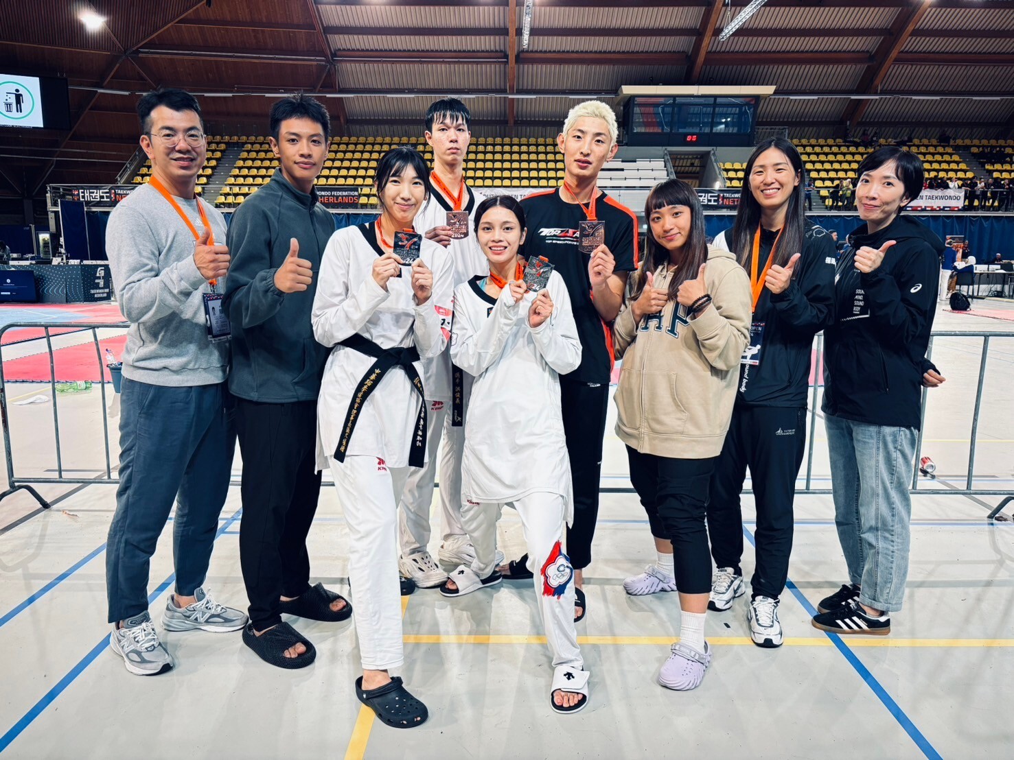 教練團與選手於2024年荷蘭公開賽合影