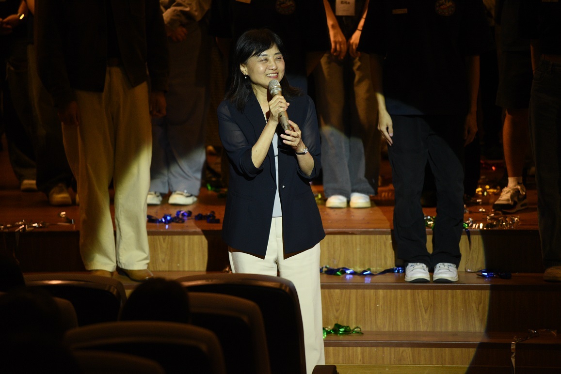 本校文學院黃聖慧院長致詞