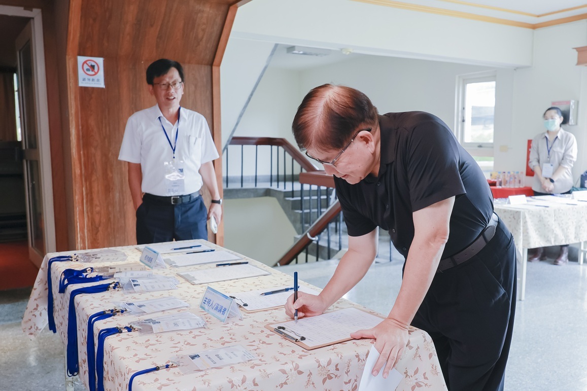 陳明飛校長到場勉勵與會人員