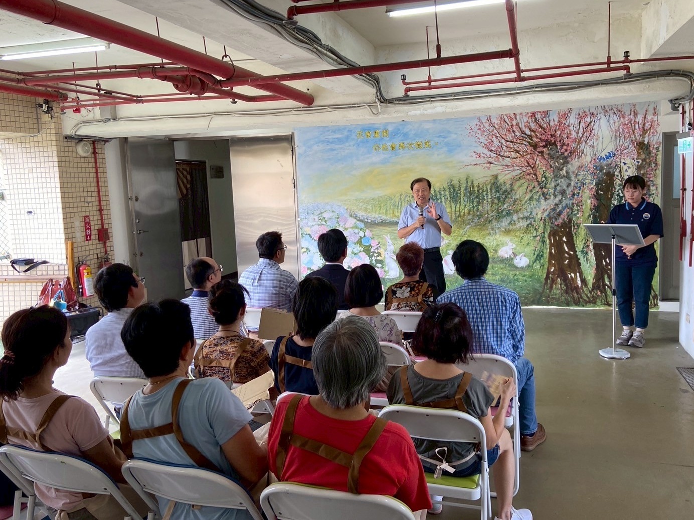 壁畫活動閉幕儀式一景。A moment from the mural closing ceremony.