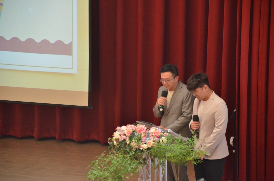 典禮主持人：正聲廣播電台臺中臺黃欣楷先生和胡皓宸先生