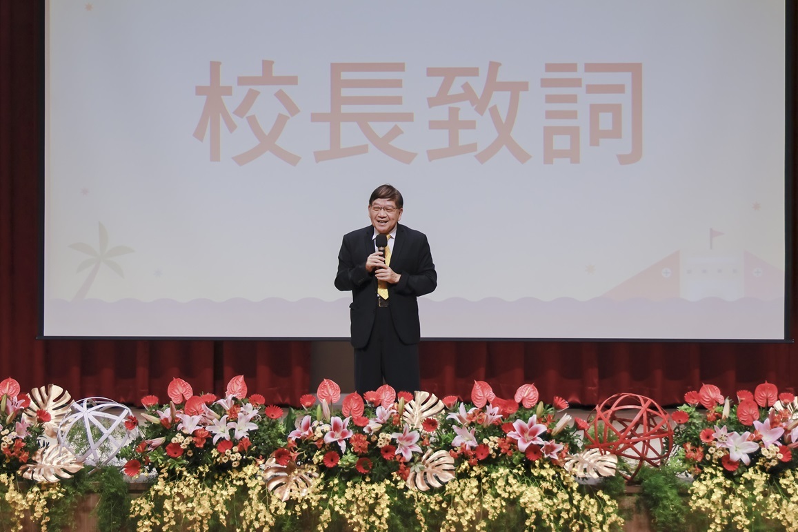 本校陳明飛校長致詞