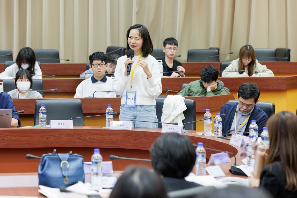 跨校交流論壇現場,專家齊聚共論偏鄉教育。