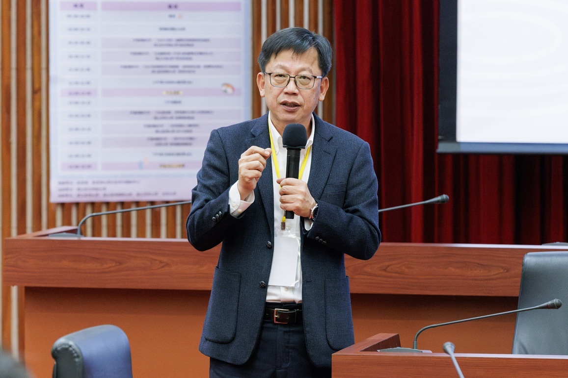 本校曾育民副校長蒞臨致詞,勉勵大學社會責任實踐計畫投入偏鄉教育服務