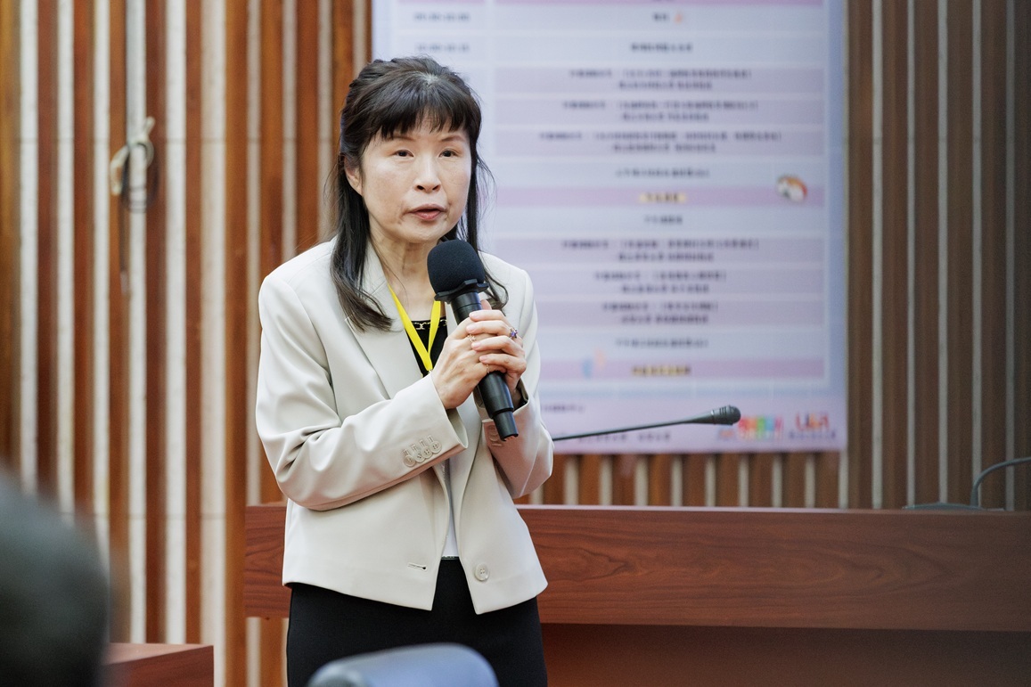 「白沙x共好--偏鄉教育服務與研究推廣」計畫共同主持人王妙媛教授開場主持。