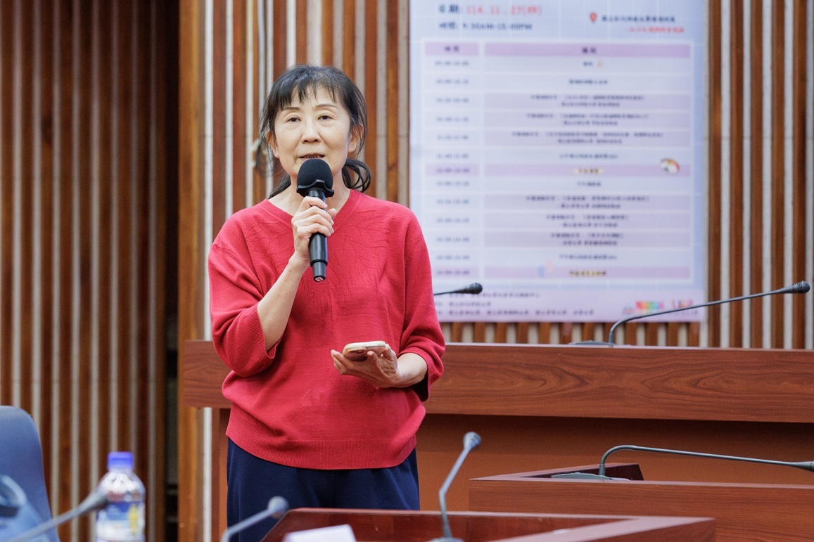 「白沙x共好--偏鄉教育服務與研究推廣」計畫主持人賴翠媛教授開場主持。