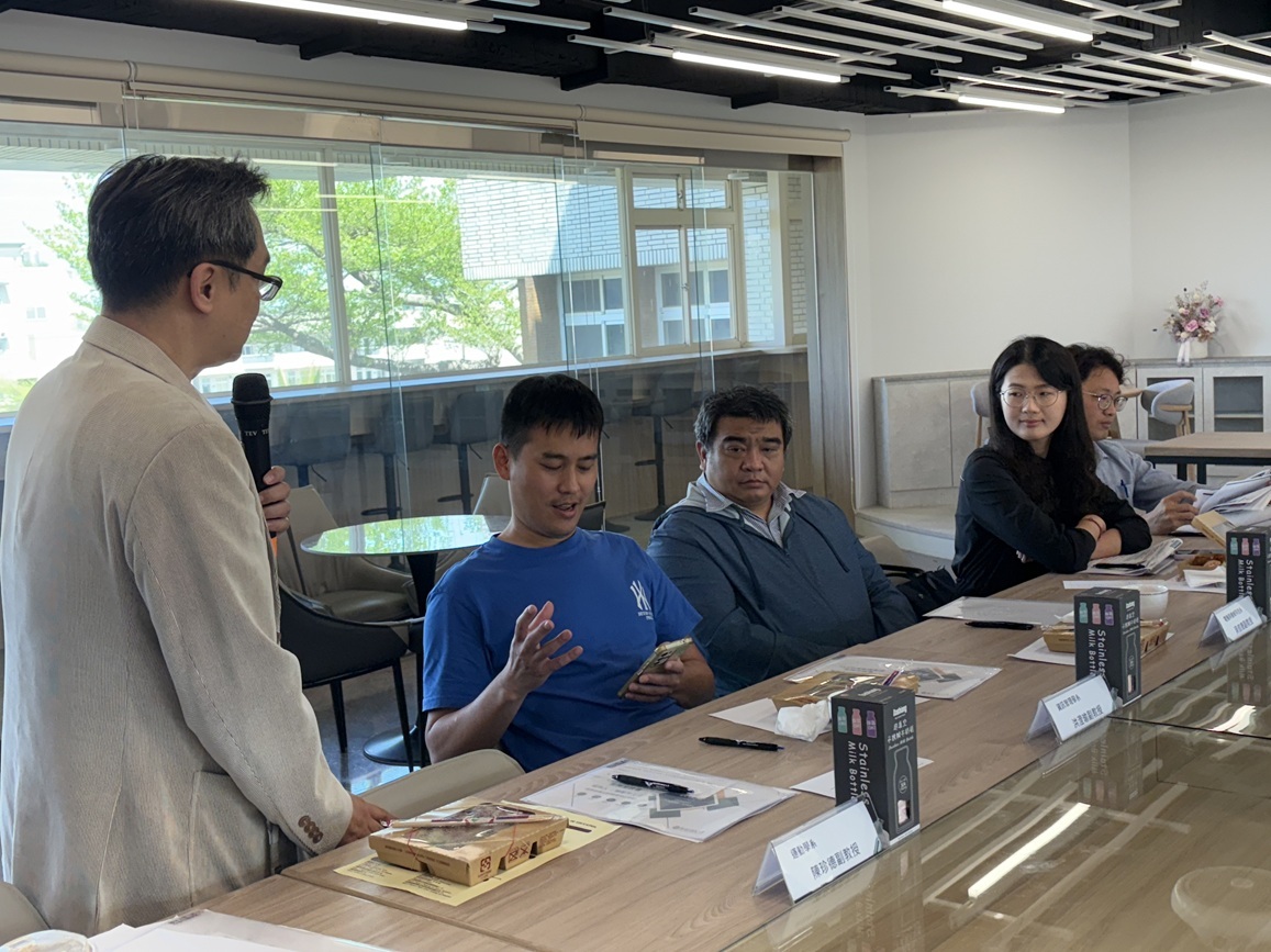 綜合座談:資訊管理學系洪澄瑜老師提問