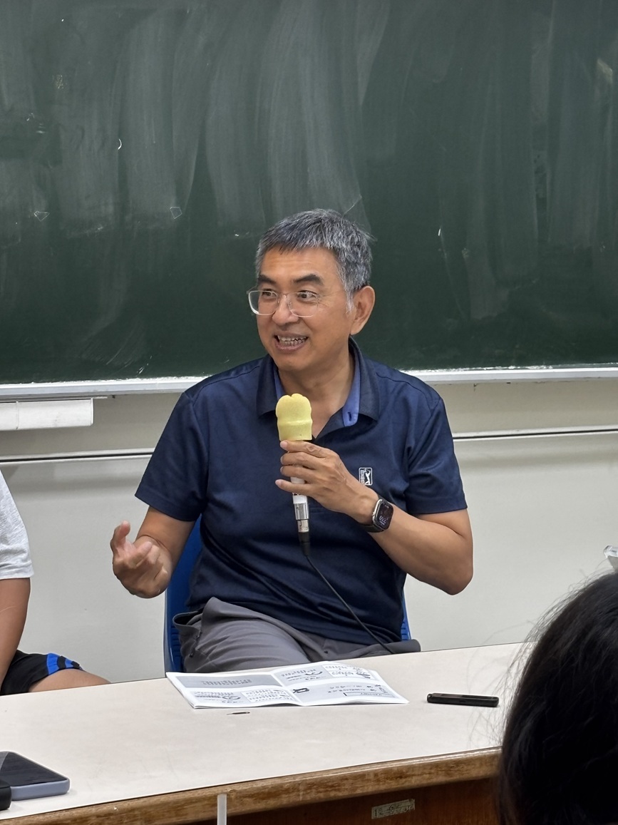 同心圓社區復健中心孫德利主任針對同學發表進行回應