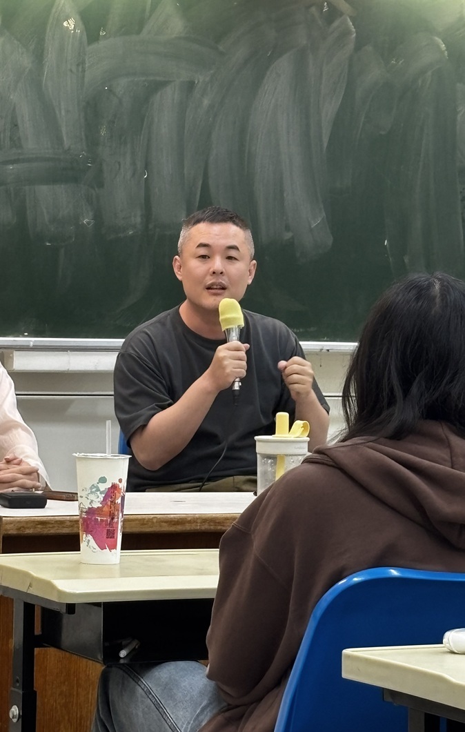 社團法人台灣基地協會范順淵秘書長擔任回應人針對同學發表進行回應