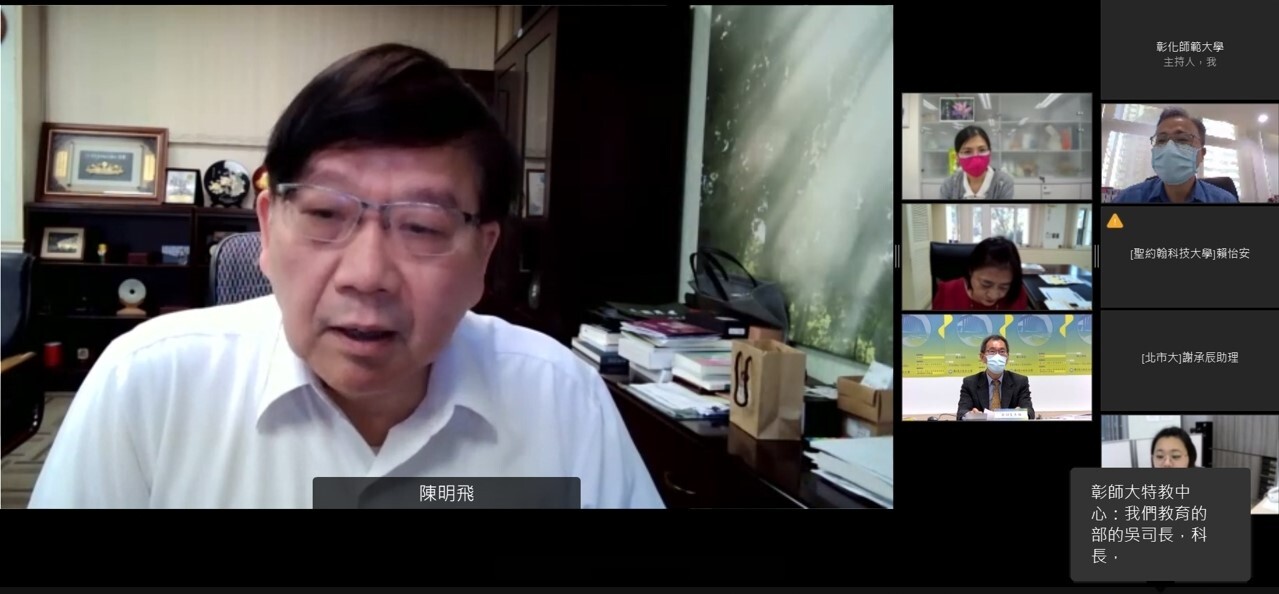 本校陳明飛校長代表本校致歡迎詞。